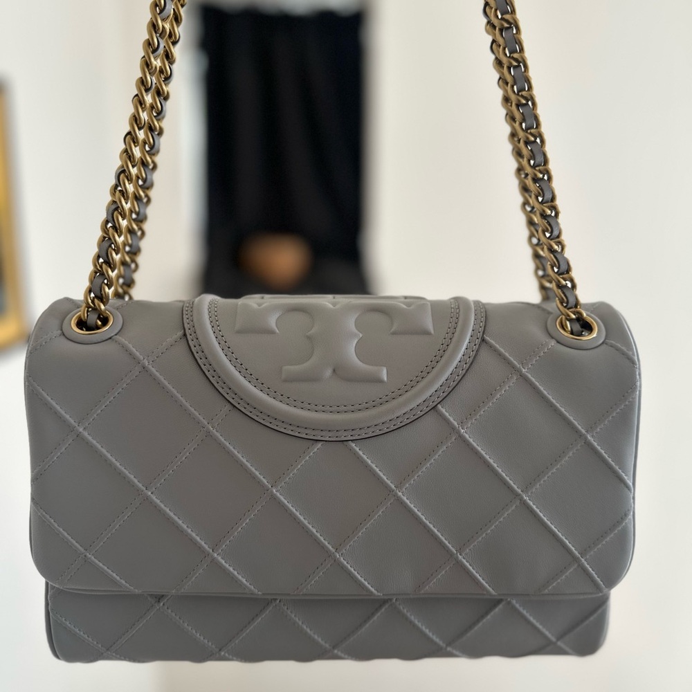 Tory Burch Fleming Soft Convertible Shoulder Bag – Bay Gray